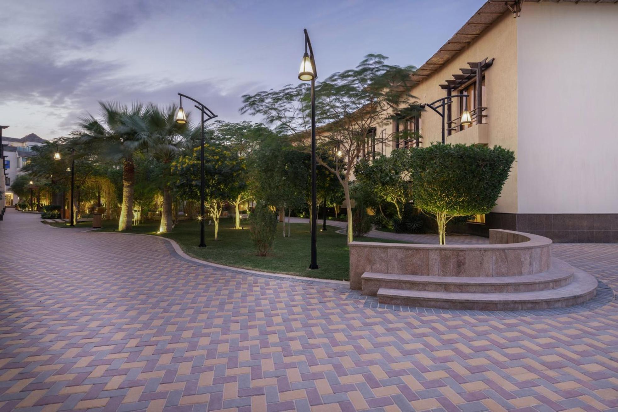 Braira Al Azizya Hotel & Resort Al Khobar Ngoại thất bức ảnh